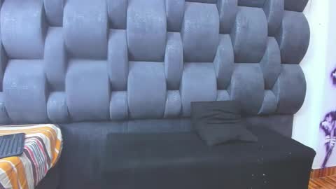 Nahomi and andes  online show from 01/11/26, 03:22