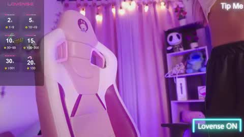 nahomy 2308 online show from 06/11/26, 11:52