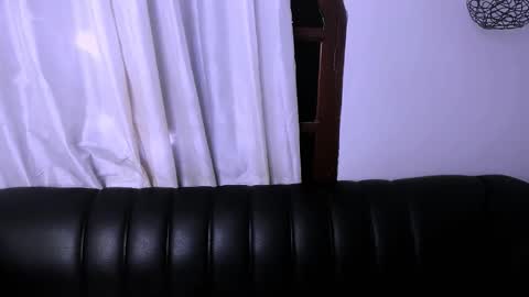 nahomy_hancook online show from 01/11/26, 06:02