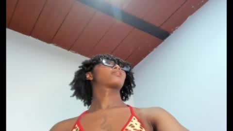 nahomy_james25 online show from 06/16/26, 11:07