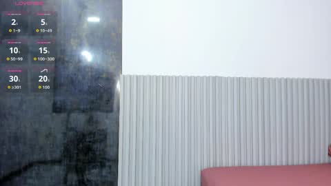 Snapshot of nahomy_park chatting on 05/16/26, 12:04 nahomy_park online show from 05/16/26, 12:04