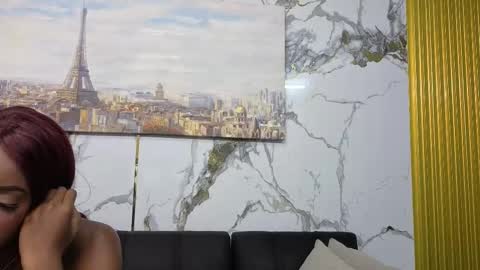 Nahomy  online show from 11/17/25, 05:41