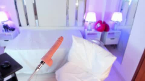 Snapshot of nahomyroberts chatting on 11/03/25, 12:06 Nahomy Roberts online show from 11/03/25, 12:06