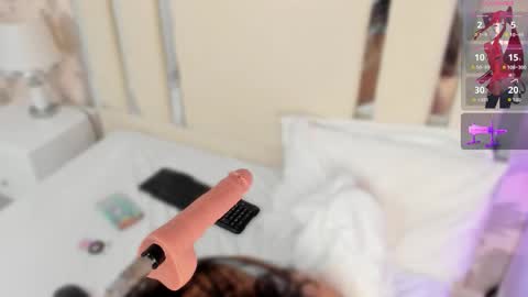 Snapshot of nahomyroberts chatting on 12/03/25, 12:36 Nahomy Roberts online show from 12/03/25, 12:36