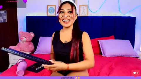 Naia online show from 03/25/26, 08:26