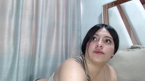 Naia x online show from 02/07/25, 10:41