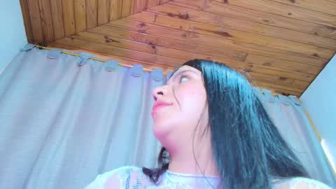 Naia x online show from 09/29/25, 07:40