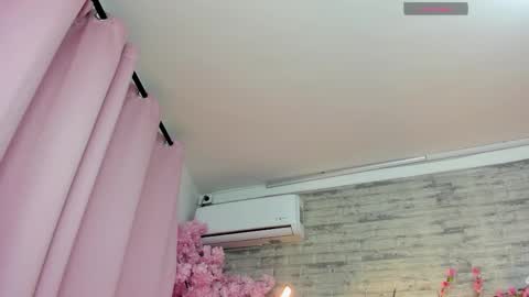 Snapshot of naiawhisper chatting on 02/22/26, 12:04 naiawhisper online show from 02/22/26, 12:04