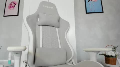 Naila online show from 03/07/25, 10:24