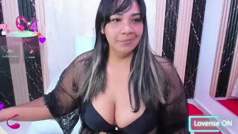 Nailha online show from 05/26/26, 11:06