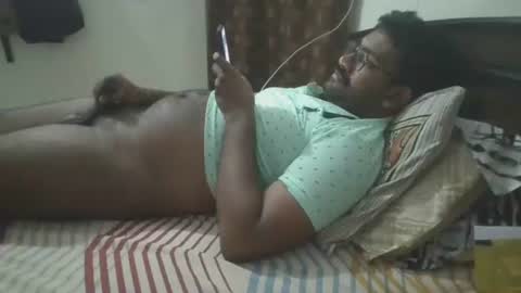 NAIRANANDU28 online show from 04/01/26, 07:00