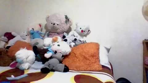 naisha and axel2 online show from 01/13/26, 10:59