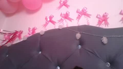 Snapshot of naisha_and_axelh chatting on 02/18/26, 05:31 naisha and axel2 online show from 02/18/26, 05:31