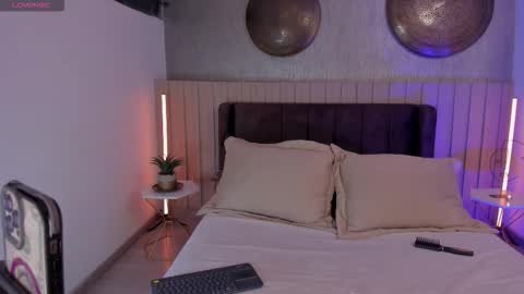 Snapshot of naishaford_1 chatting on 01/15/26, 03:55 Naisha Ford online show from 01/15/26, 03:55