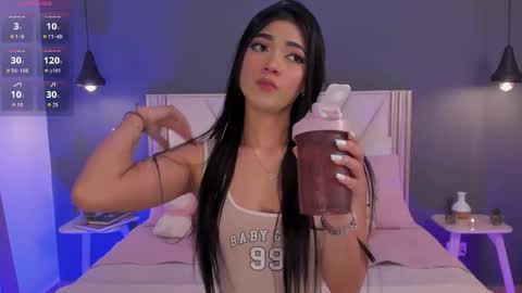 Snapshot of naishaford_1 chatting on 02/06/26, 04:17 Naisha Ford online show from 02/06/26, 04:17