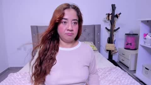 Natalia Flores online show from 02/13/26, 09:00