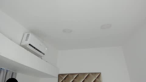 Snapshot of nakamura_san chatting on 12/03/24, 11:44 INSTAGRAM m2221 online show from 12/03/24, 11:44