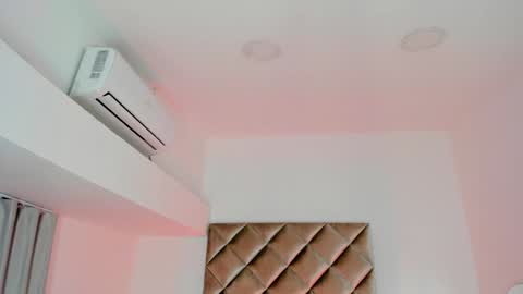 Snapshot of nakamura_san chatting on 01/14/25, 11:42 INSTAGRAM m2221 online show from 01/14/25, 11:42