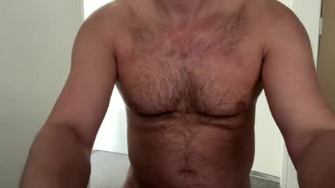 naked_dude25 online show from 12/04/25, 09:12