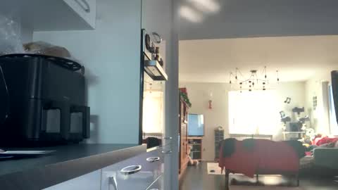 Snapshot of naked_for_fun chatting on 01/03/25, 08:54 unable nkd life online show from 01/03/25, 08:54