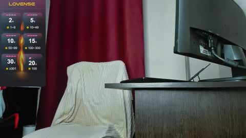 Asy no face  online show from 11/26/25, 11:33