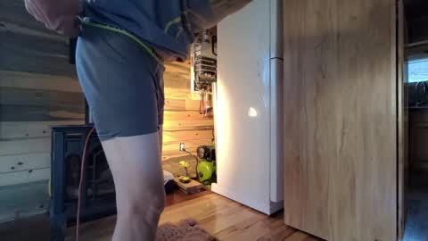 Naked Cabin Man online show from 04/24/26, 12:46