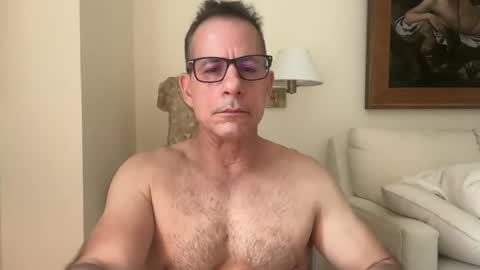Snapshot of nakedsuperman1234 chatting on 02/25/25, 01:06 nakedsuperman1234 online show from 02/25/25, 01:06