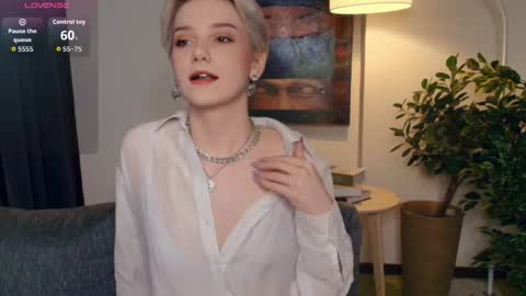 Kate online show from 11/15/25, 11:29