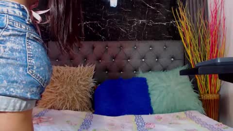 NALAROY online show from 01/20/25, 03:28