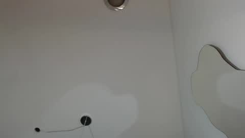 NALAROY online show from 02/08/25, 11:01