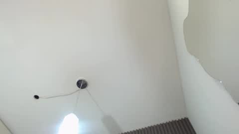 NALAROY online show from 02/19/25, 08:33