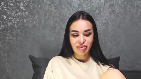 Lady online show from 04/07/26, 06:52