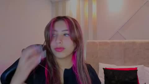 Snapshot of nami_sweet_ chatting on 10/13/25, 12:38 nami_sweet_ online show from 10/13/25, 12:38