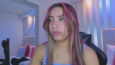 Snapshot of nami_sweet_ chatting on 10/27/25, 12:09 nami_sweet_ online show from 10/27/25, 12:09