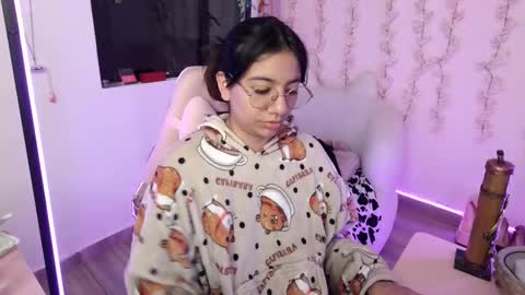 nami_usagi online show from 01/15/26, 12:32