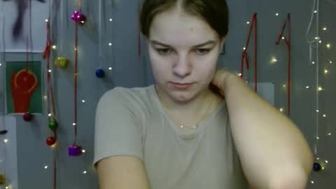 Nana online show from 12/16/25, 08:19