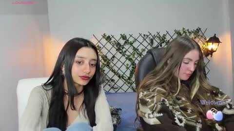 Snapshot of nana_rousse chatting on 02/18/26, 11:22 Rousse online show from 02/18/26, 11:22