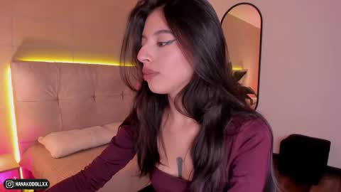 Nana  online show from 02/05/26, 07:29