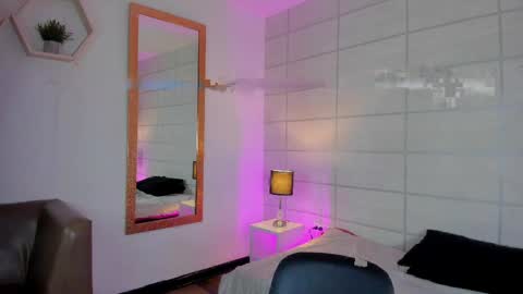 Nana  online show from 04/02/26, 08:39