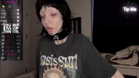 Nana online show from 12/27/24, 11:17