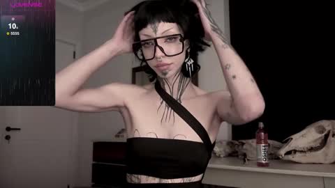 Nana online show from 02/11/25, 05:07