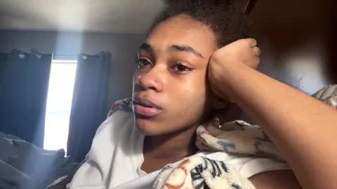 Snapshot of nanaonn chatting on 10/21/25, 03:57 nanaonn online show from 10/21/25, 03:57