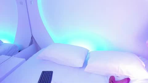 NanaOsaky online show from 01/19/26, 12:20