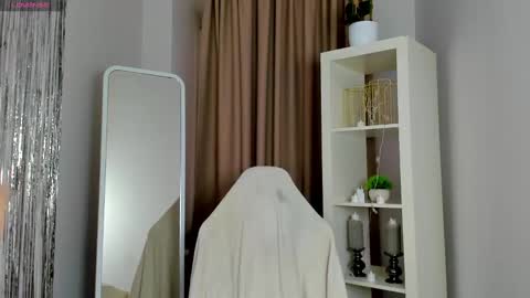 Snapshot of nancy__pricee chatting on 02/20/25, 09:44 Alice online show from 02/20/25, 09:44