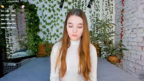 Luna online show from 02/17/25, 06:09