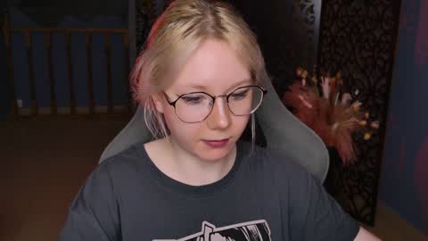 nancymartinez online show from 01/11/25, 11:12