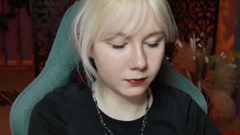 nancymartinez online show from 01/22/25, 05:38