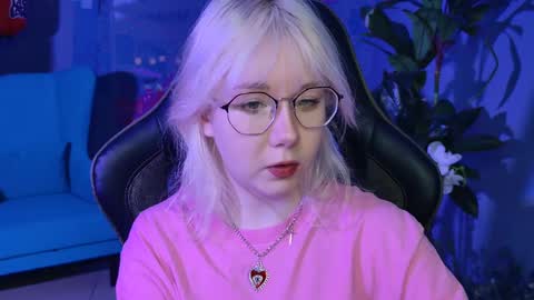 nancymartinez online show from 02/18/25, 05:31