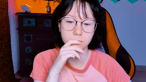 nancymartinez online show from 09/24/25, 06:50