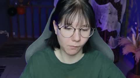 nancymartinez online show from 10/23/25, 05:18